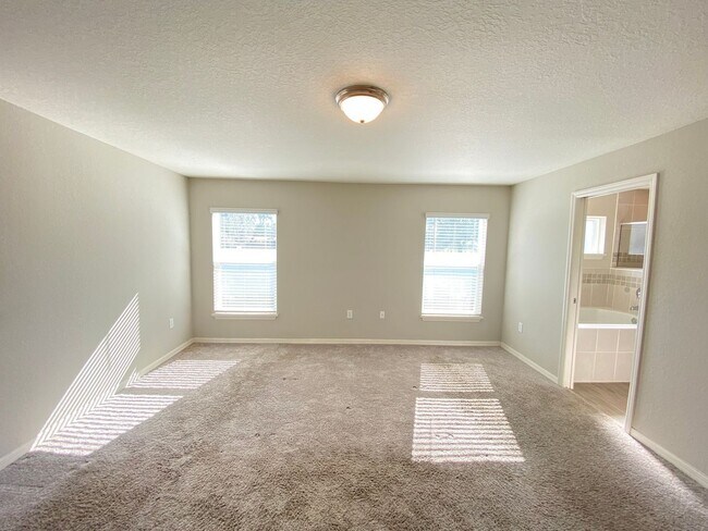 Building Photo - 188 Foxtail Loop