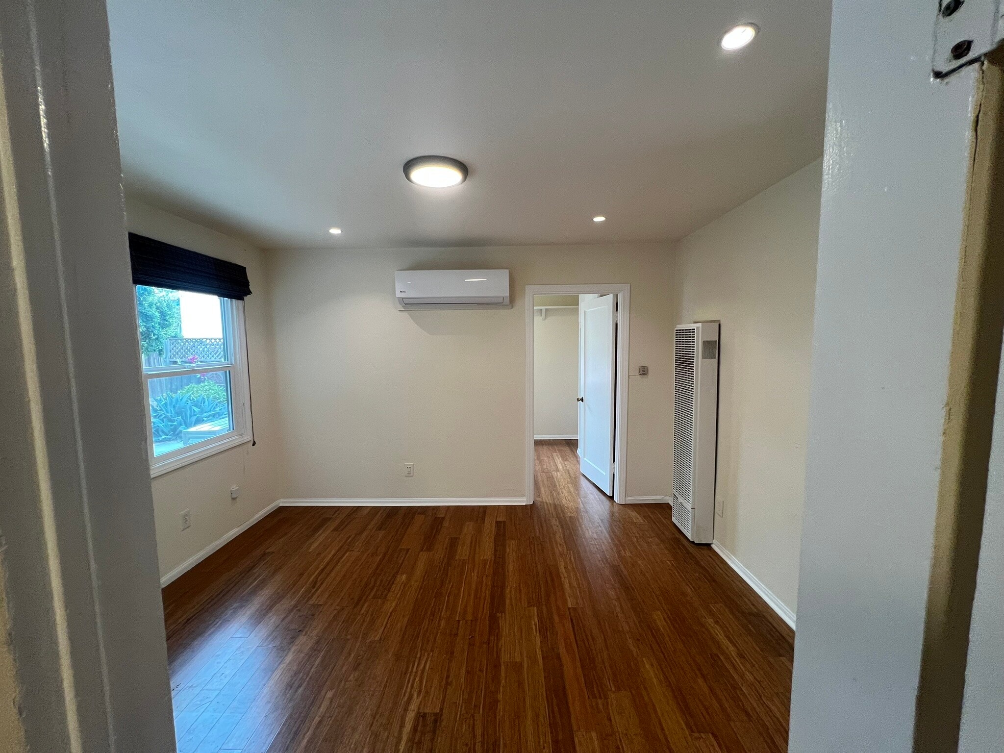 Building Photo - 2019 Cypress Ave