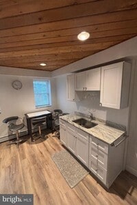 Building Photo - 1315 E Ridge Pike