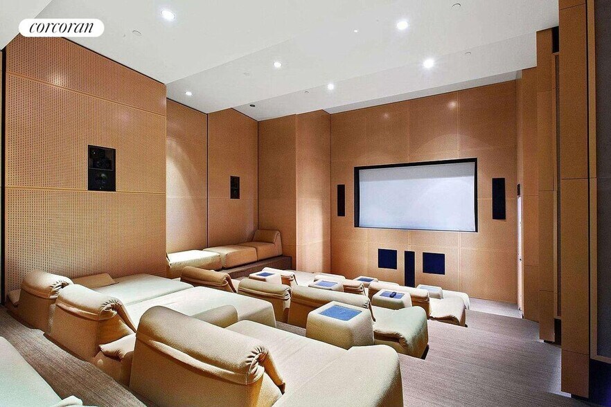 Building Photo - 15 S William St