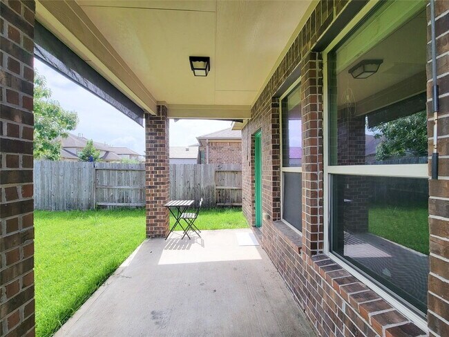 Building Photo - "Charming 3-Bed, 2-Bath Retreat in Humble, TX – Your Perfect Home Awaits on Justin Ridge Ln!"