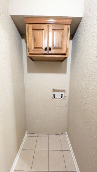 Building Photo - 7124 NW 115th St