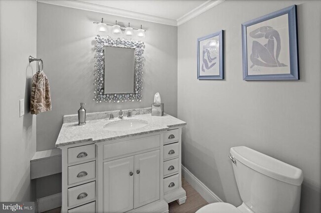 Building Photo - 9 Cromwell Ct