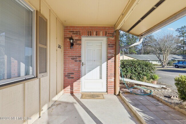 Building Photo - 1262 The Grove Rd