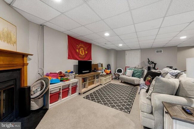 Building Photo - 3964 Forest Valley Rd