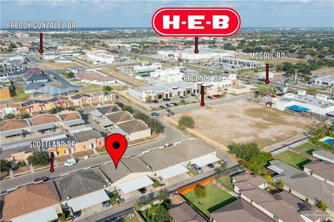 Building Photo - 14 Scottland Dr