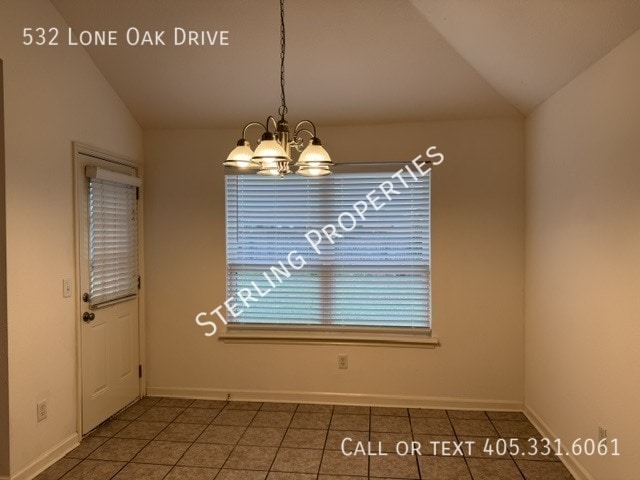 Building Photo - 532 Lone Oak Dr