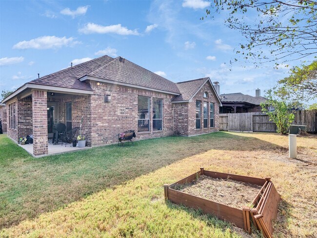 Building Photo - 24514 Bella Florence Dr