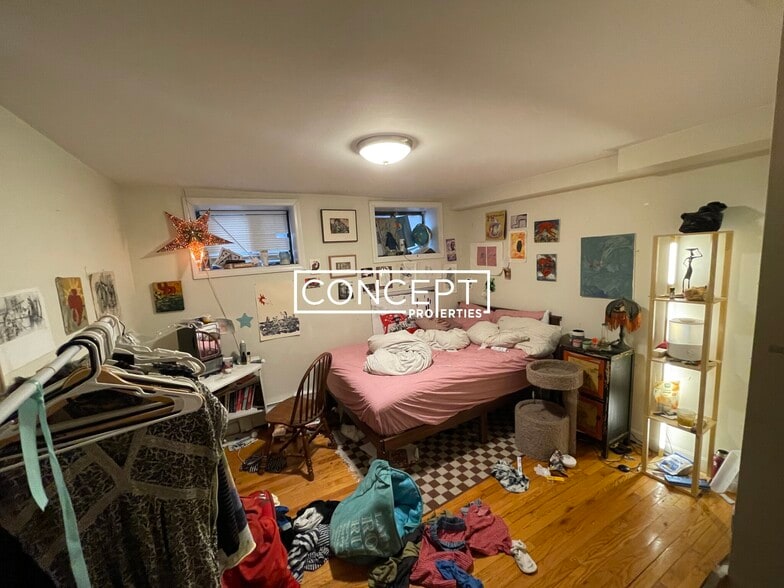 Building Photo - 1426 Commonwealth Ave