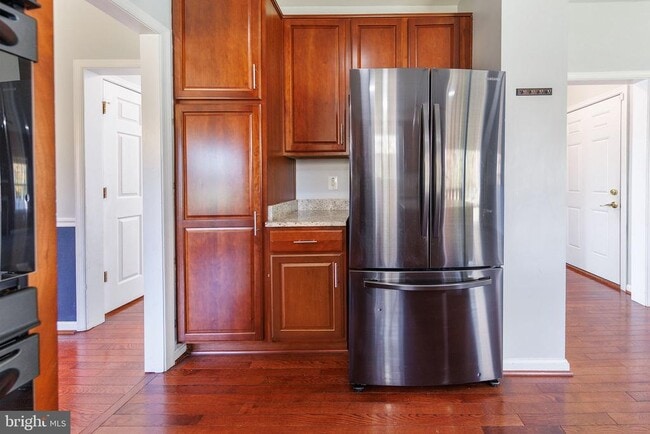 Building Photo - 9402 Pep Rally Ln