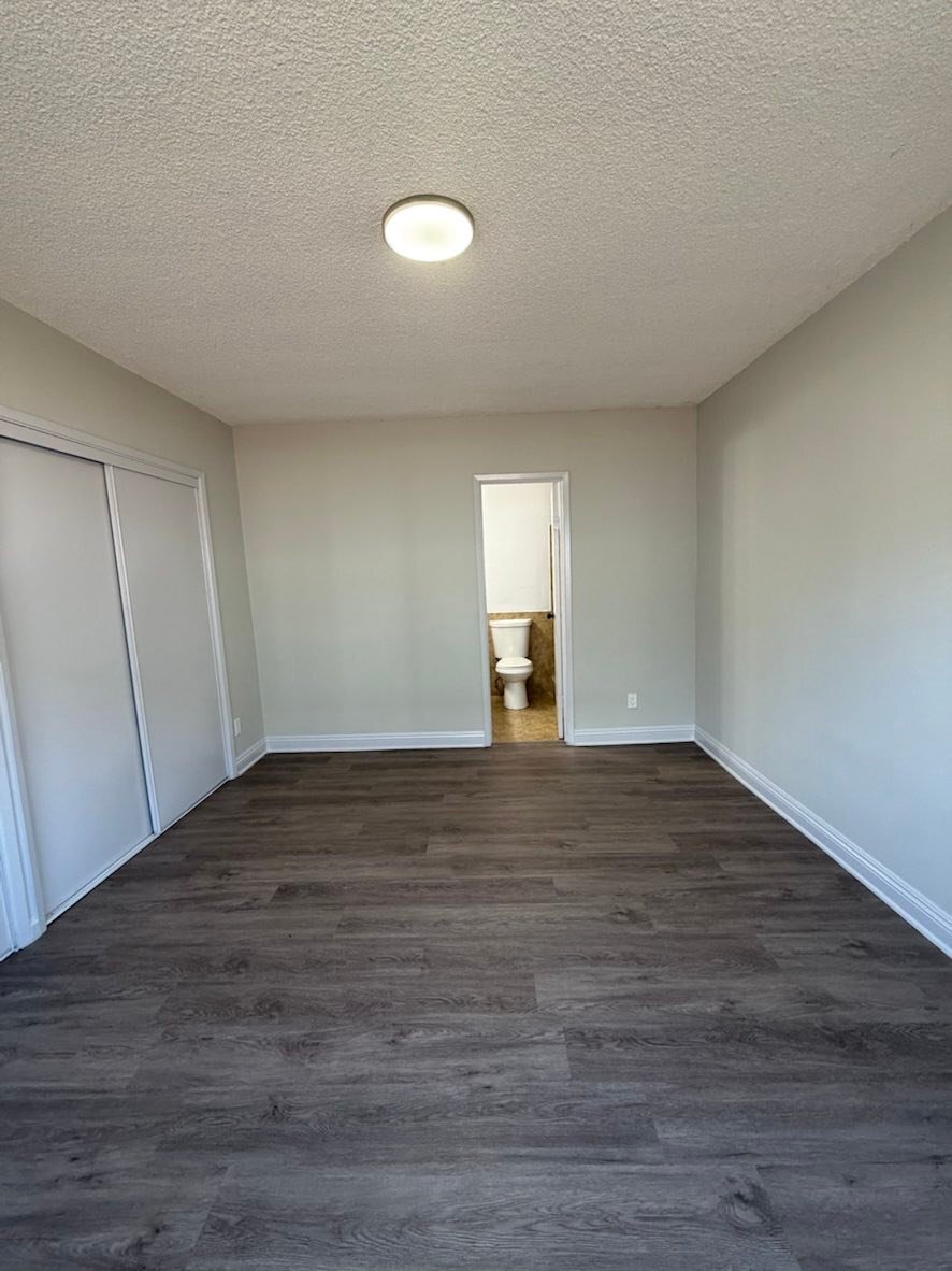 Building Photo - 2919 Carmona Ave