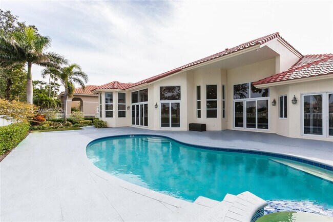 Building Photo - 3162 Inverness