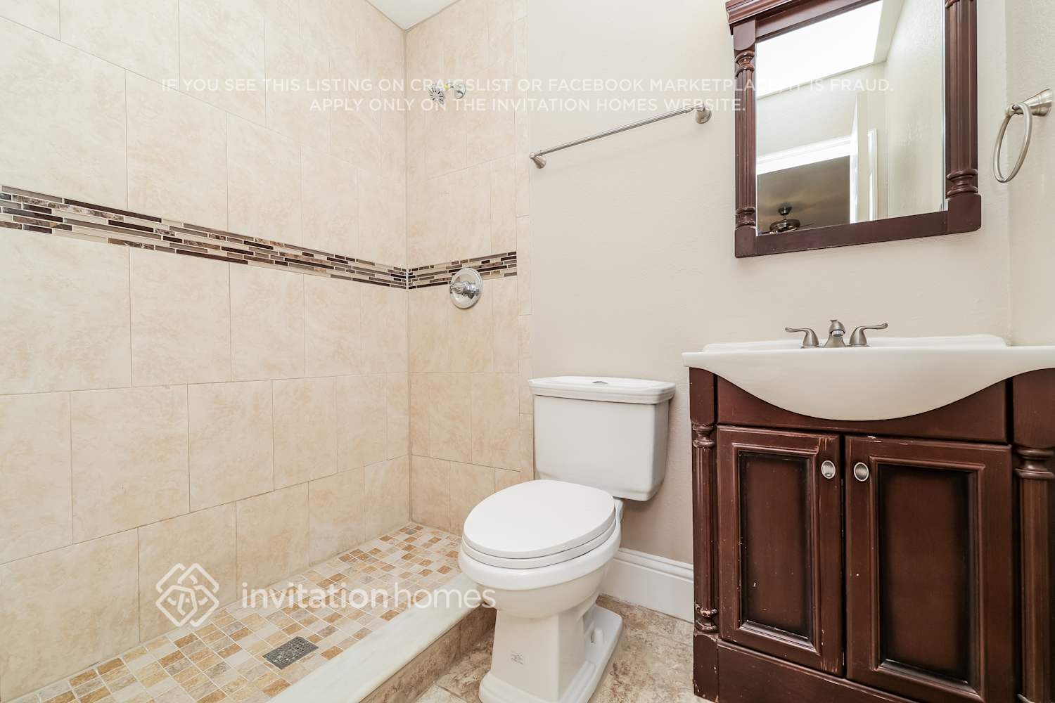 Building Photo - 3704 N Clearfield Ave