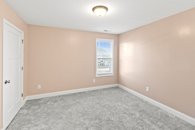 Building Photo - 5214 Whirlaway Ln