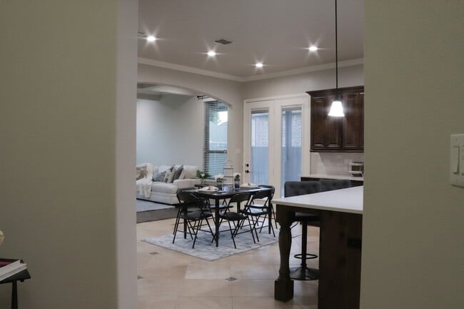 Building Photo - 5709 Ridgepass Ln