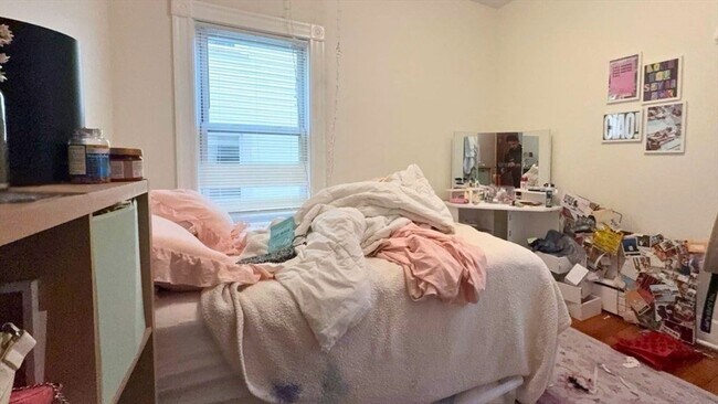 Building Photo - 26 Darling St