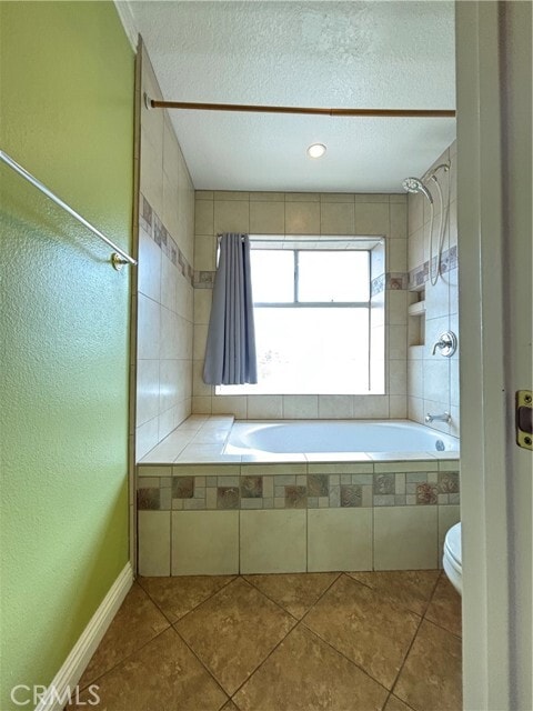 Building Photo - 17092 Whispering Brook Way