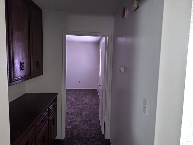 Building Photo - Condo