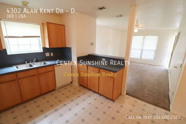 Building Photo - 4302 Alan Kent Dr
