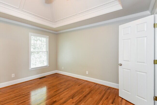 Building Photo - 4930 Baker Plantation Way