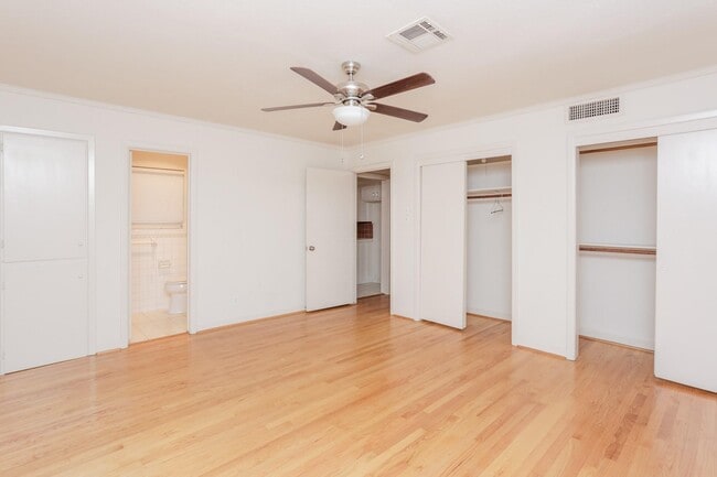 Building Photo - 9753 Tappenbeck Dr