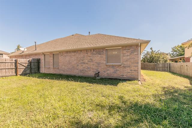 Building Photo - 734 Parkford Ln