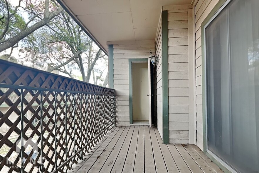 Building Photo - 6500 Harbor Town Dr