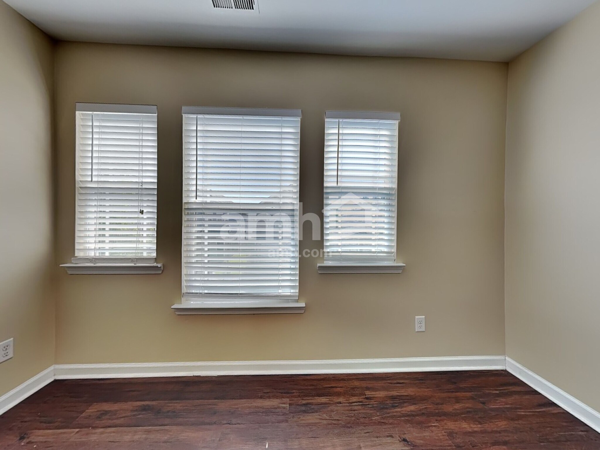 Building Photo - 45 Chey Hill Ln