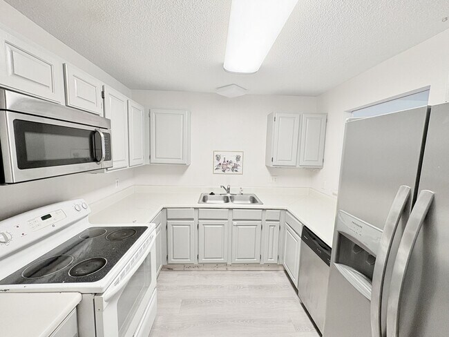 Building Photo - 103 Northlake Dr