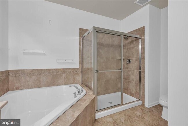 Building Photo - 4023 Derby Ct