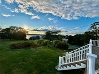 Building Photo - 32 Seaspray Way