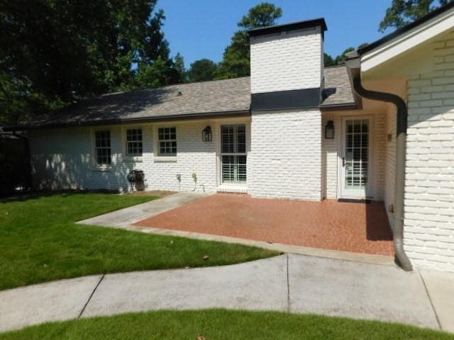 Building Photo - 5805 Pine Brook Rd NE
