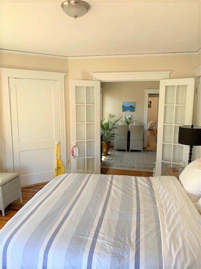 Building Photo - 450 Broadway