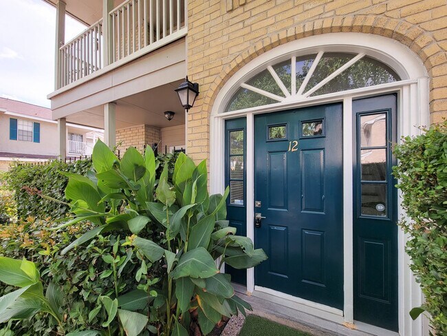 Building Photo - 2220 Bering Dr