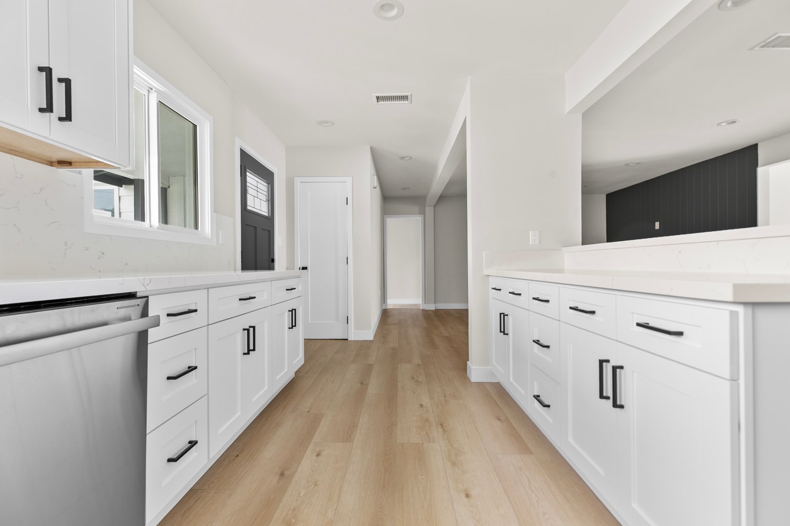 Building Photo - 6921 Bluebell Ave