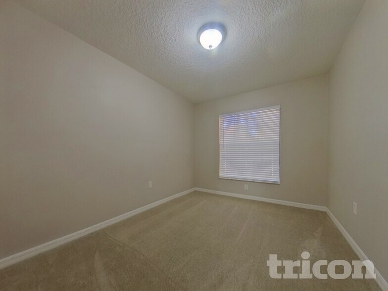 Building Photo - 4680 Treasure Cay Rd