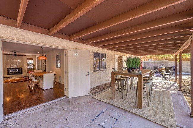 Building Photo - 3931 Maranatha Cir