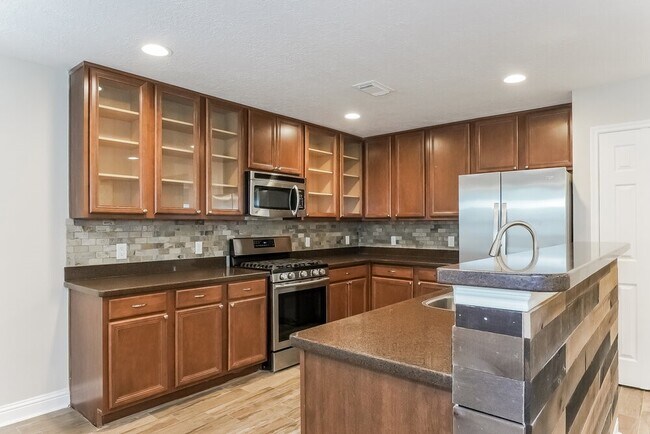 Building Photo - 19235 Danphe Landing Ct