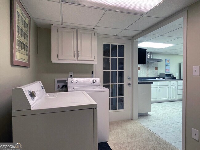 Building Photo - 3550 River Trace Dr