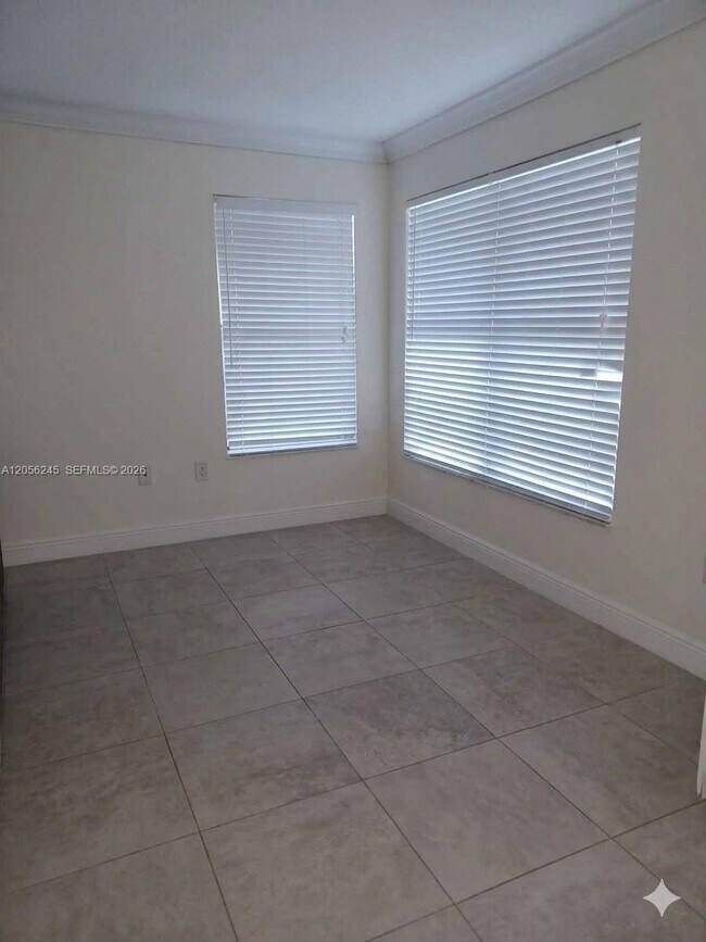 Building Photo - 15599 SW 106th Ln