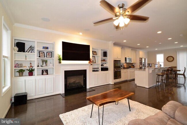 Building Photo - 6836 William White Way