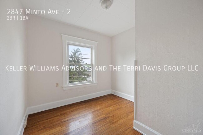 Building Photo - 2847 Minto Ave