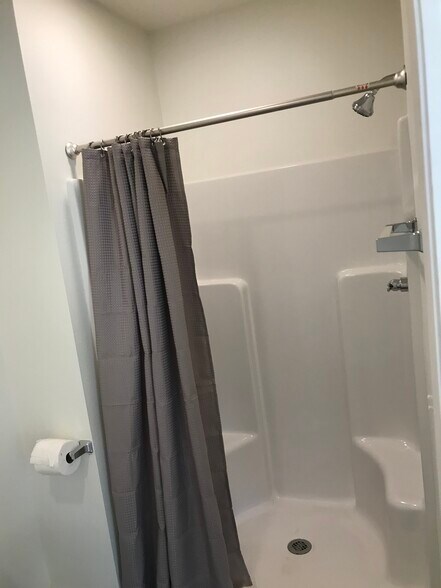 Building Photo - 4230 Quail Rd