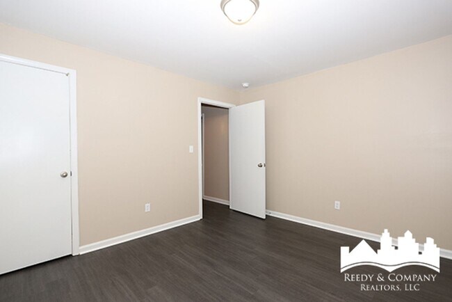 Building Photo - 1560 Cane Rd