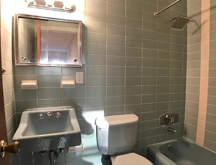 Building Photo - 1999 Commonwealth Ave