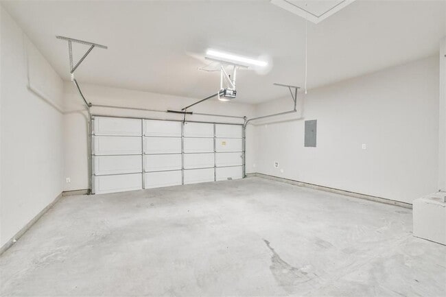 Building Photo - 25508 Starling Ln