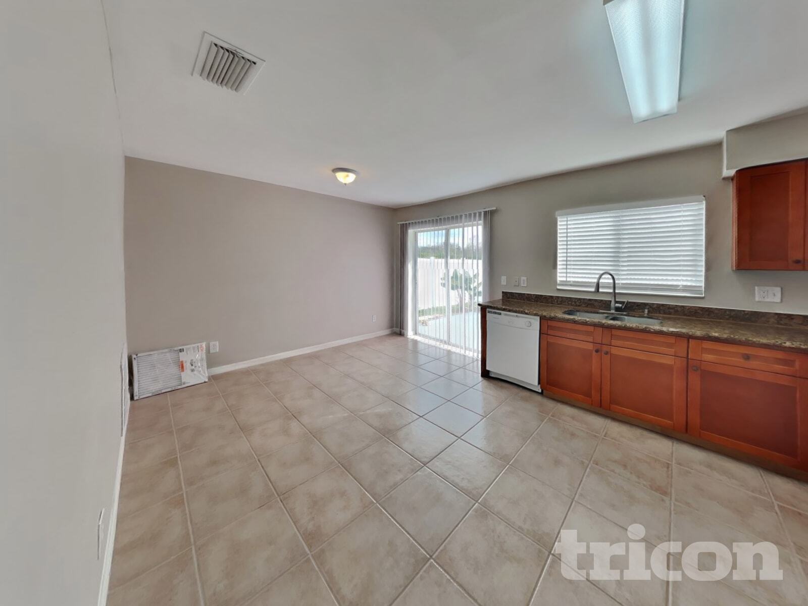 Building Photo - 13228 Pike Lake Dr
