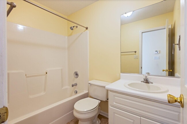 Building Photo - 422 Northrop Pl