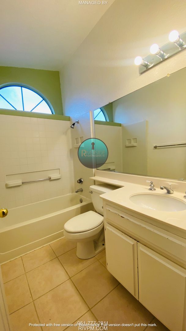 Building Photo - 4 bedroom Home w/ Bonus Room. Includes Access to Sunnymead Ranch!