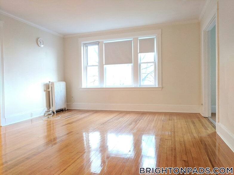 Building Photo - 88 Washington St